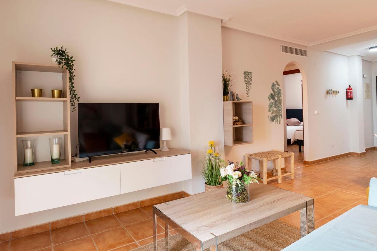 Appartement Atico Con Terraza-Solarium Y Piscina 4-6 Personas Wifi A/C à Roda Extérieur photo