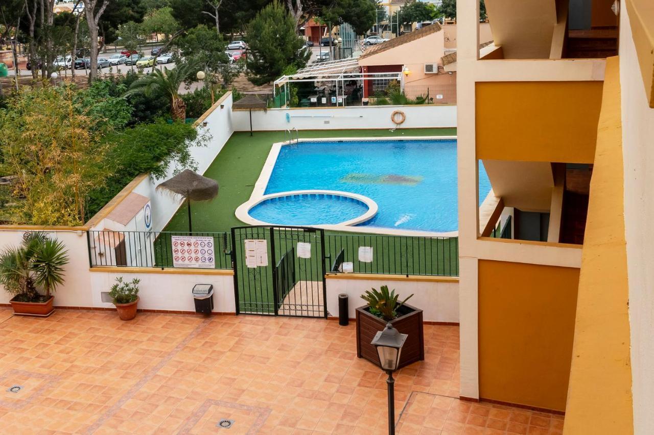 Appartement Atico Con Terraza-Solarium Y Piscina 4-6 Personas Wifi A/C à Roda Extérieur photo